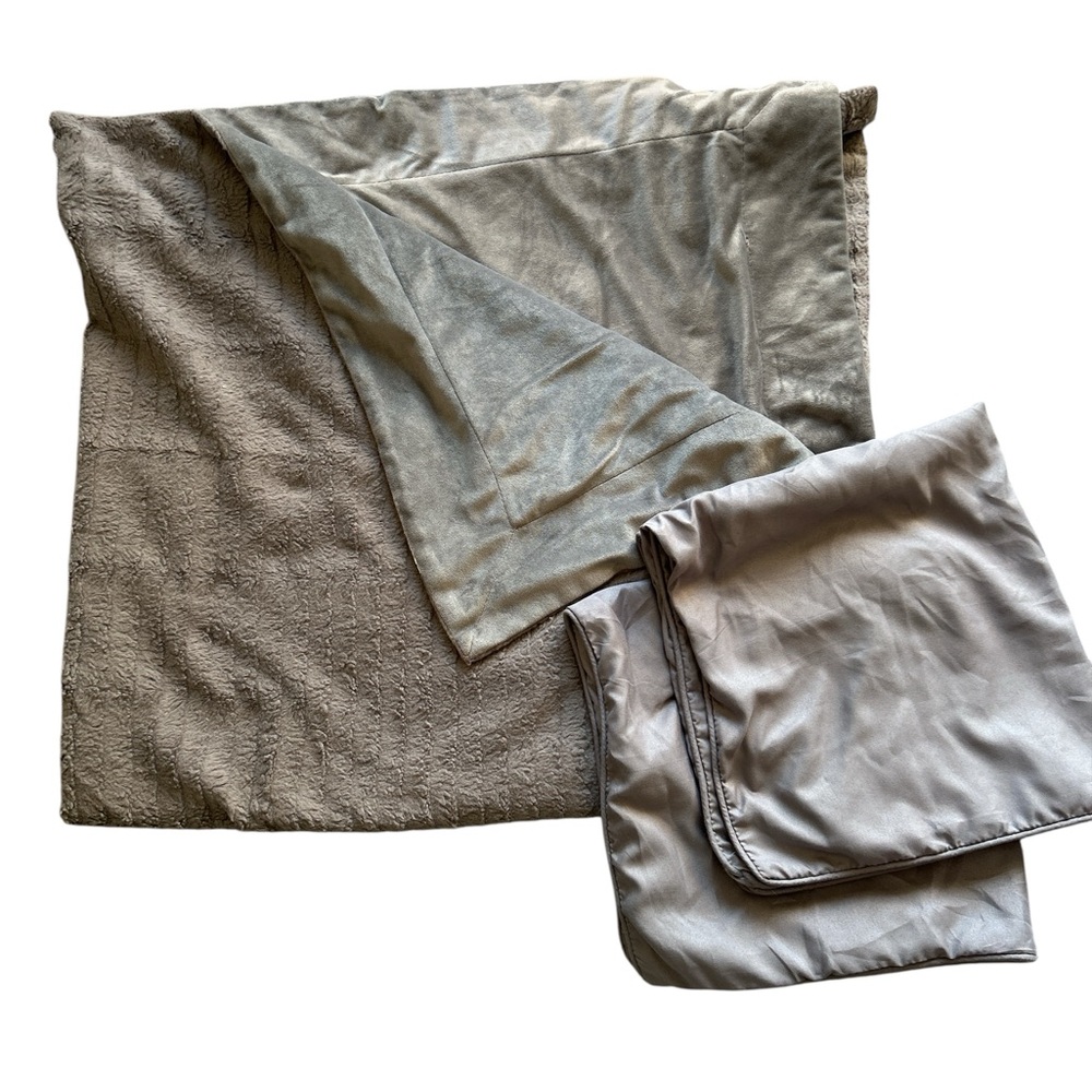 Luxurious Gray Bedding Set